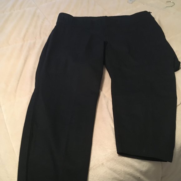 Old Navy Pants - Old Navy Black Side Zip Crop Pants